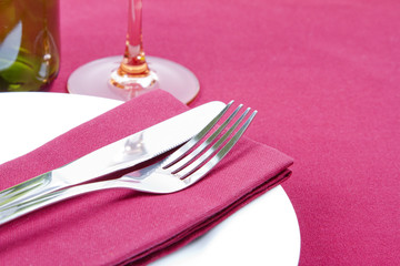 Elegant red and white place setting
