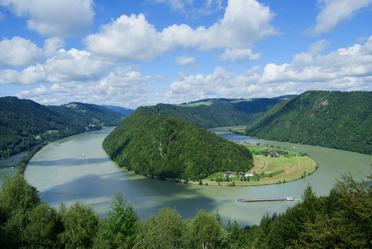 Danube meander 'Donauschlinge' in Schloegen, Upper Austria