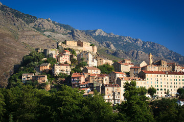 Fototapeta na wymiar Widok Corte, Korsyka, Francja