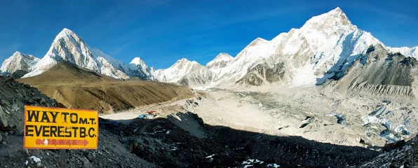 Fotobehang Everest en Nuptse van Kala Patthar © Daniel Prudek
