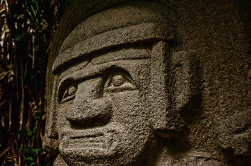 Fototapeta na wymiar Pre-Columbian Statue