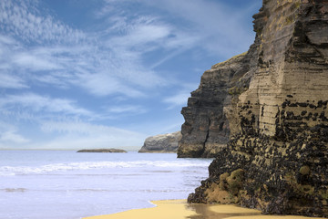 Fototapeta na wymiar ancient cliffs on the irish coast