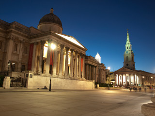 Fototapeta na wymiar Trafalgar Square by night, London