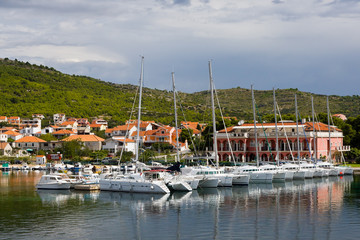 Fototapeta na wymiar Chorwacja - jachty w porcie