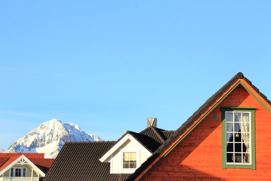 Roofs & mounts of Lofoten