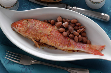 Triglie e fagioli Mullets and beans Meeräsche und Bohne