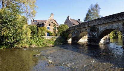 Fototapeta na wymiar Panoramic the river Sarthe at Saint-Ceneri-le-Gerei