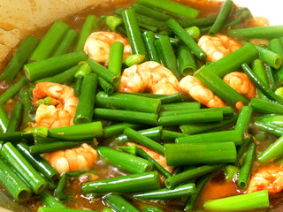 stir fry of shrimp with vegetables