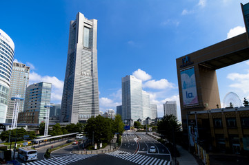 Naklejka premium 横浜みなとみらい２１桜木町駅前