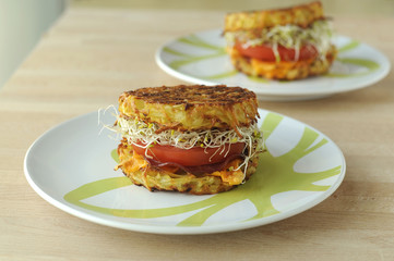 Burger de pommes de terre aux graines germées