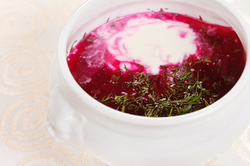 Red soup with herbs & spice
