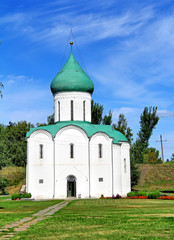 Fototapeta na wymiar Kościół Przemienienia Pańskiego w Pereslavl-Zaleski, Rosja
