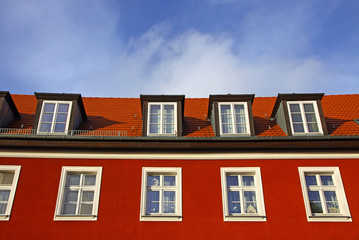 Fototapeta na wymiar Close-up typowy niemiecki dom mieszkalny we Frankfurcie nad Odrą