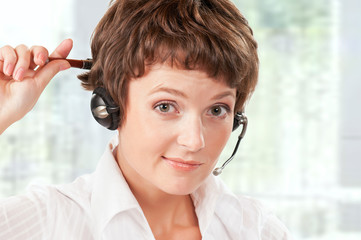 Support phone operator