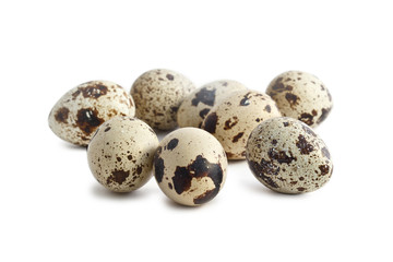 Whole quail eggs