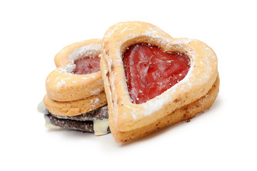 cookies heart-shaped with jam