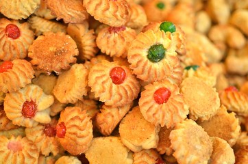 biscotti con pasta di mandorle e frutta candita