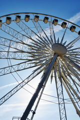 Fototapeta premium Center of large ferris wheel