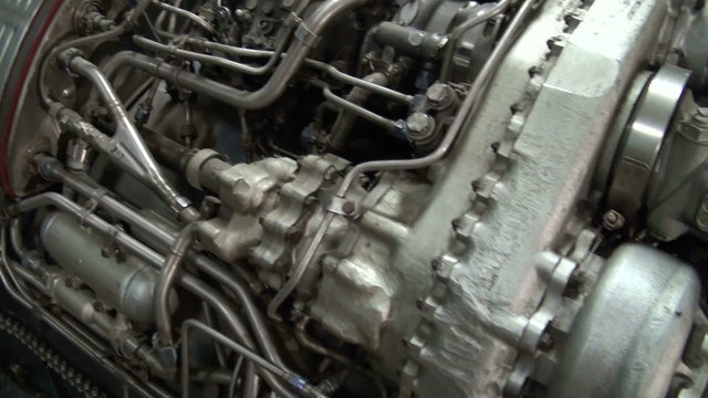 Turbojet aircraft engine