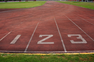 start point, number on  track in stadium.