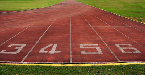 start point, number on  track in stadium.