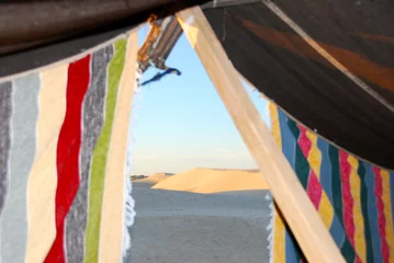 Deurstickers sahara sous la tente © fannyes