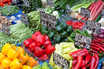 frisches Gemüse am Markt