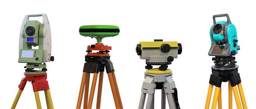 Devices for a geodesy