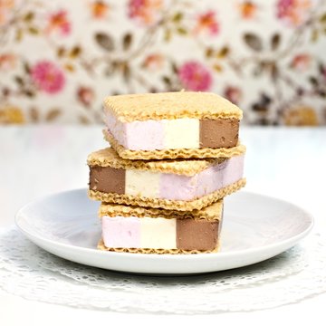 Neapolitan ice cream sandwiches