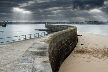 Rayons de lumière sur la baie