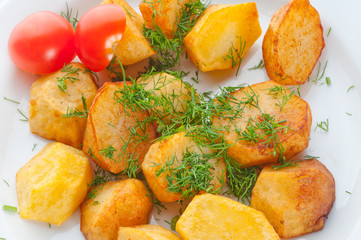 Fried potato with fennel