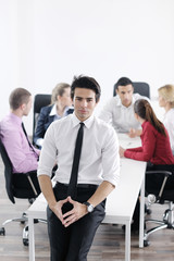 Obraz premium young business man at meeting