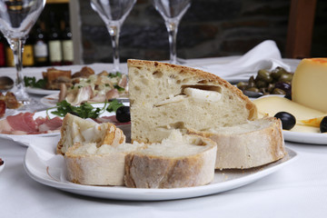 appetizer - bread with lard (mediterranic traditional)