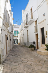 Alleyway. Martina Franca. Puglia. Italy.