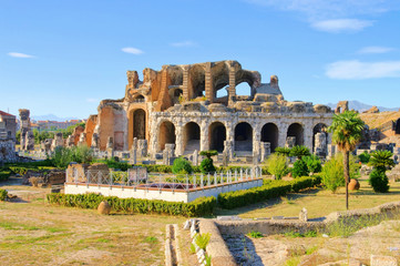 Capua Amphitheater - Capua amphitheatre 06