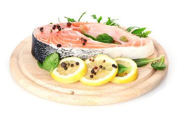Red fish with lemon and parsley