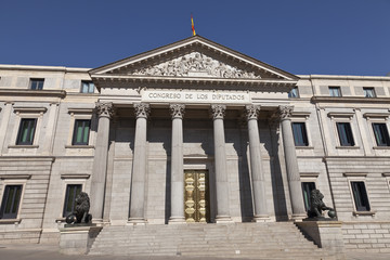 Fototapeta na wymiar Kongres Deputowanych w Madrycie