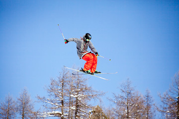 salto con gli sci