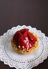 Mini Strawberry Pie with Cashew Nuts.