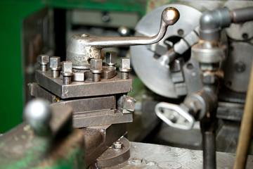 Turning lathe in the workshop