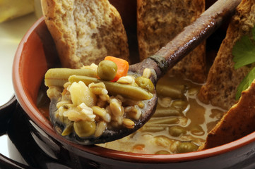 Zuppa Sopa Soupe 汤