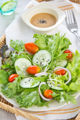 Salad with sesame dressing