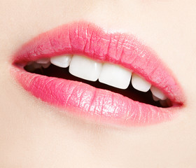 lips make-up