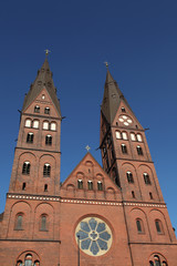 Fototapeta na wymiar der neue St. Mariendom in Hamburg