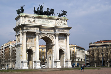 Fototapeta na wymiar Arch of Peace in Sempione Park, Milan