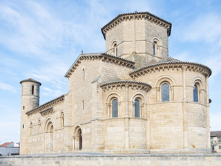 Fototapeta na wymiar Kościół Świętego Marcina z Fromista, Hiszpania