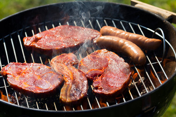 Grill im Garten