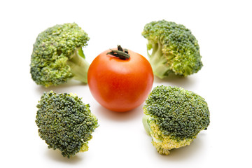Tomate mit Broccoli