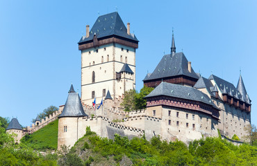 Fototapeta na wymiar Karlstejn Castle w Czechach