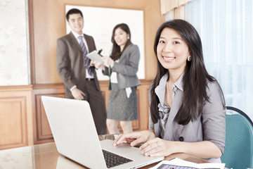 Fototapeta na wymiar Asian businesswoman in the office